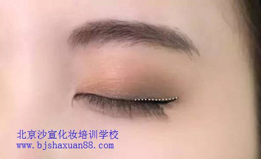 哪家化妆学校好,化妆学校