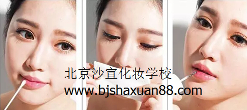 学习化妆应该选哪个学校